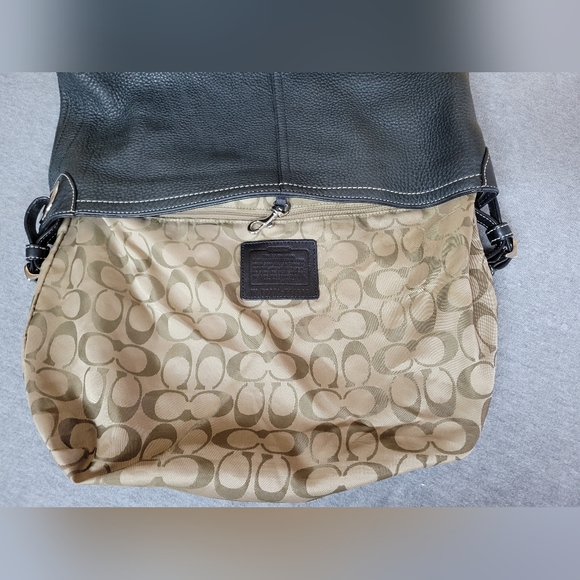 Coach Black Leather Caryall - Picture 12 of 15